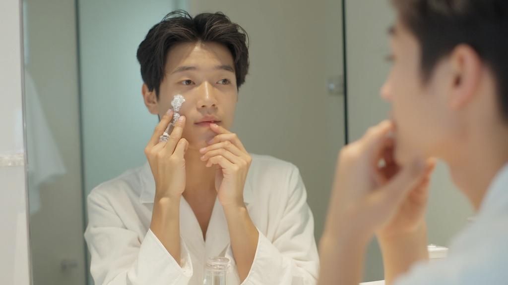 남자 모공 관리의 필수 원인과 해결책 5가지 공개